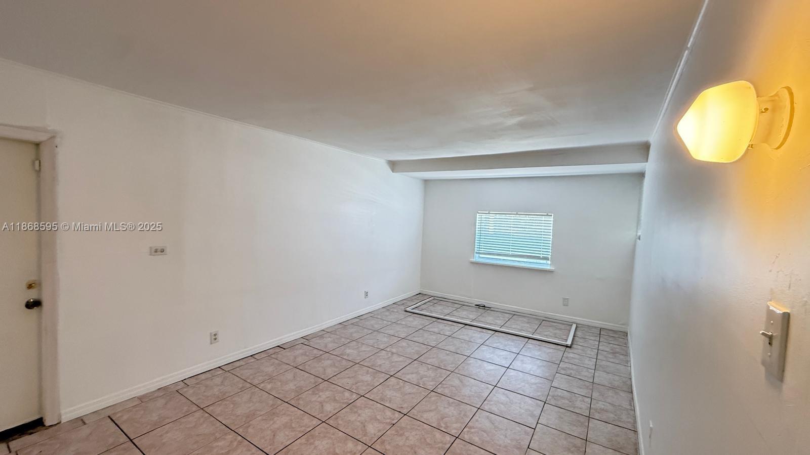 2900 NW 5th St