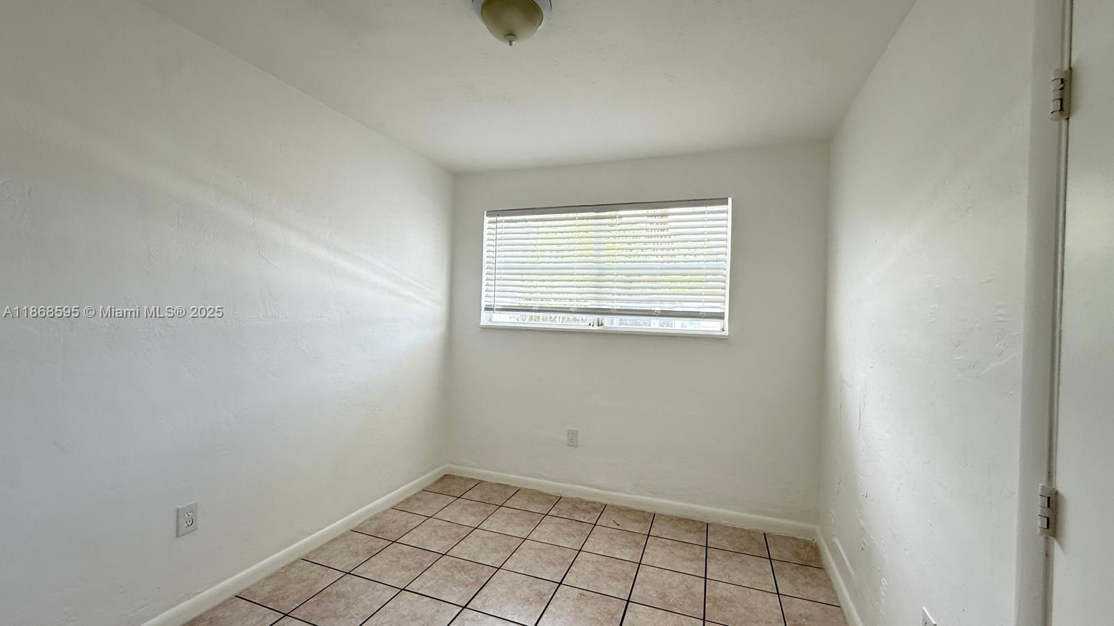2900 NW 5th St