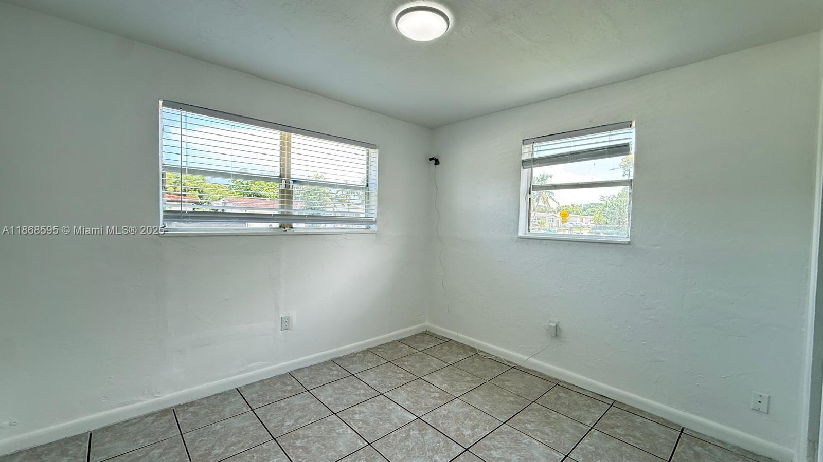 2900 NW 5th St