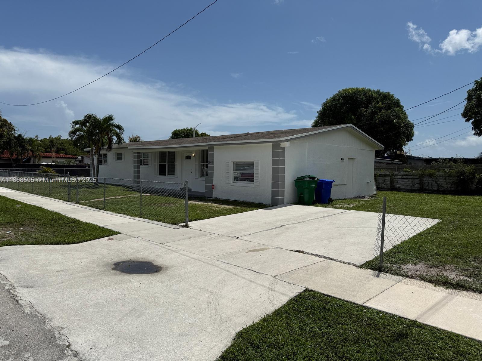 2900 NW 5th St