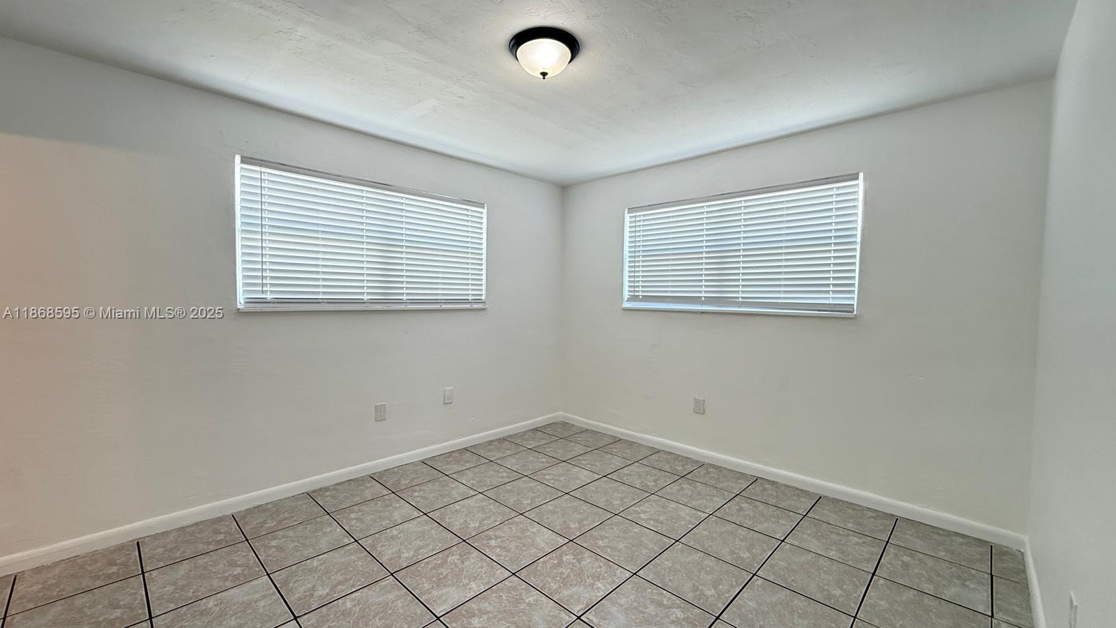 2900 NW 5th St