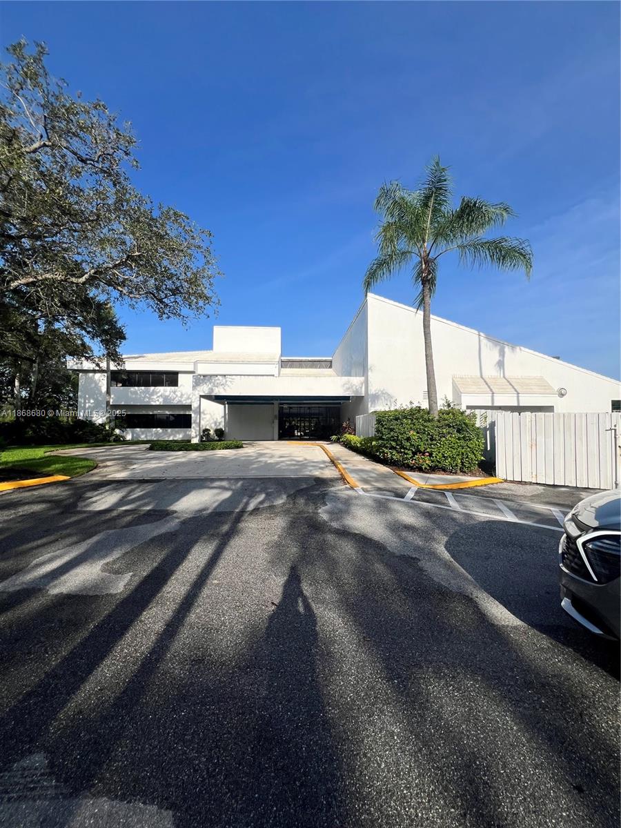 7380 NW 1st St # 103