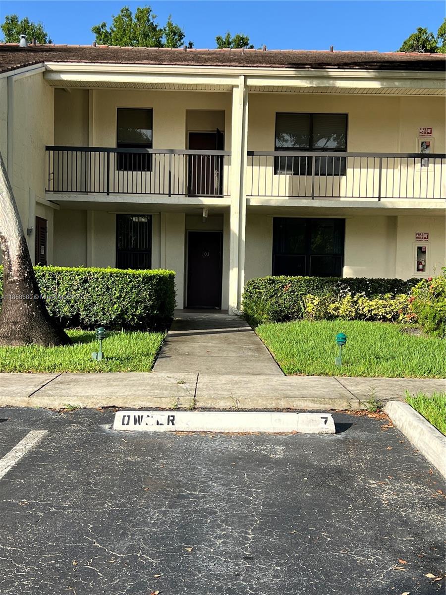 7380 NW 1st St # 103