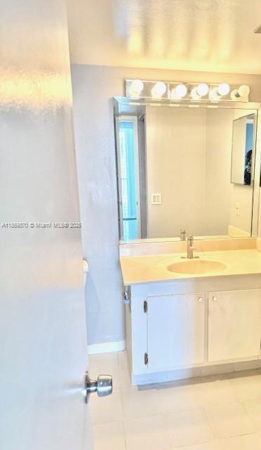 3731 N Country Club Dr # 1522