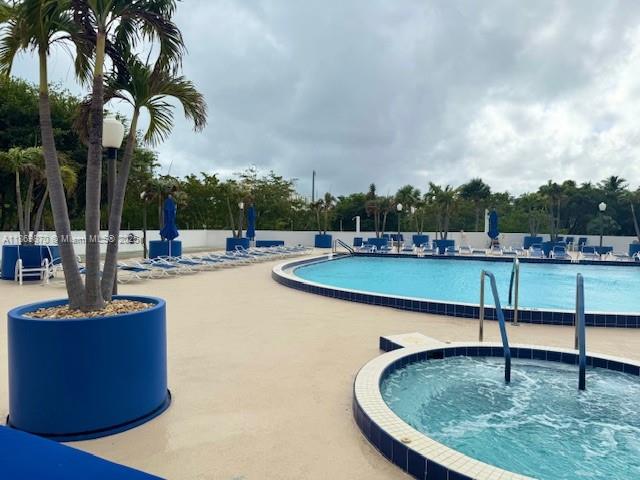 3731 N Country Club Dr # 1522