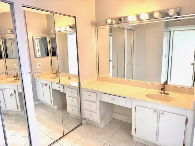 3731 N Country Club Dr # 1522