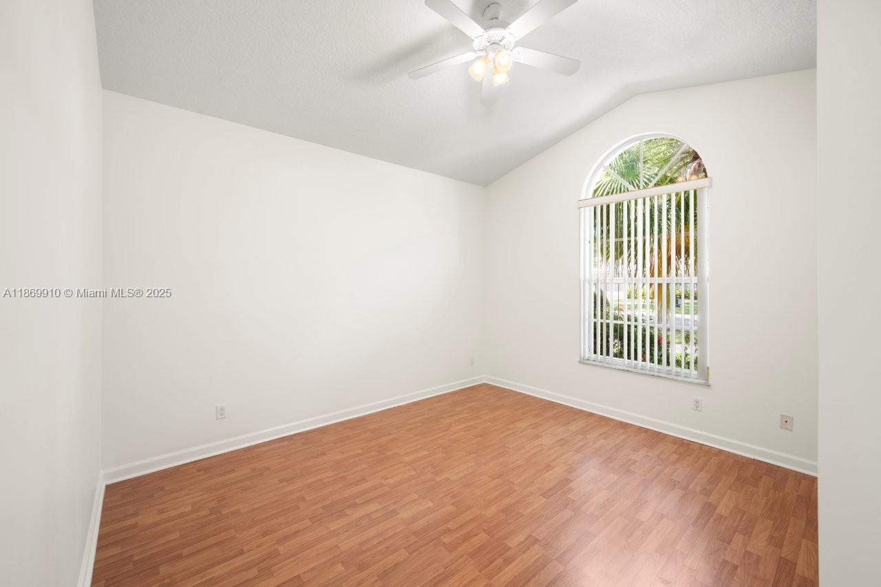 669 SW Lake Charles Cir, Port St. Lucie