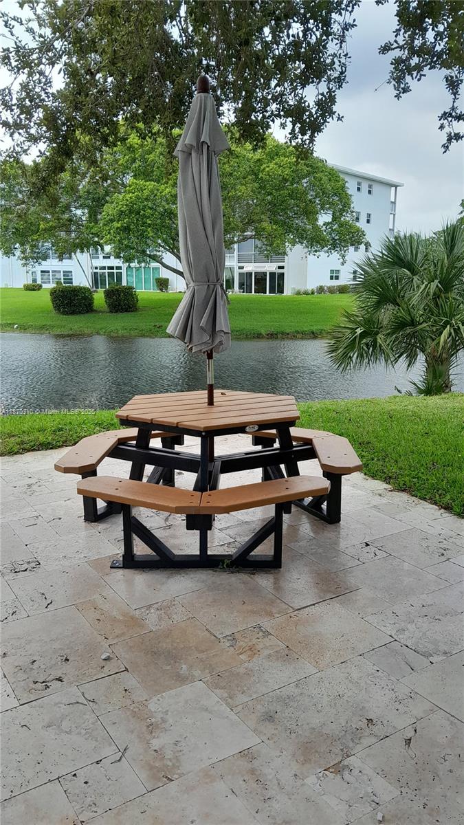 1087 Harwood F # 1087