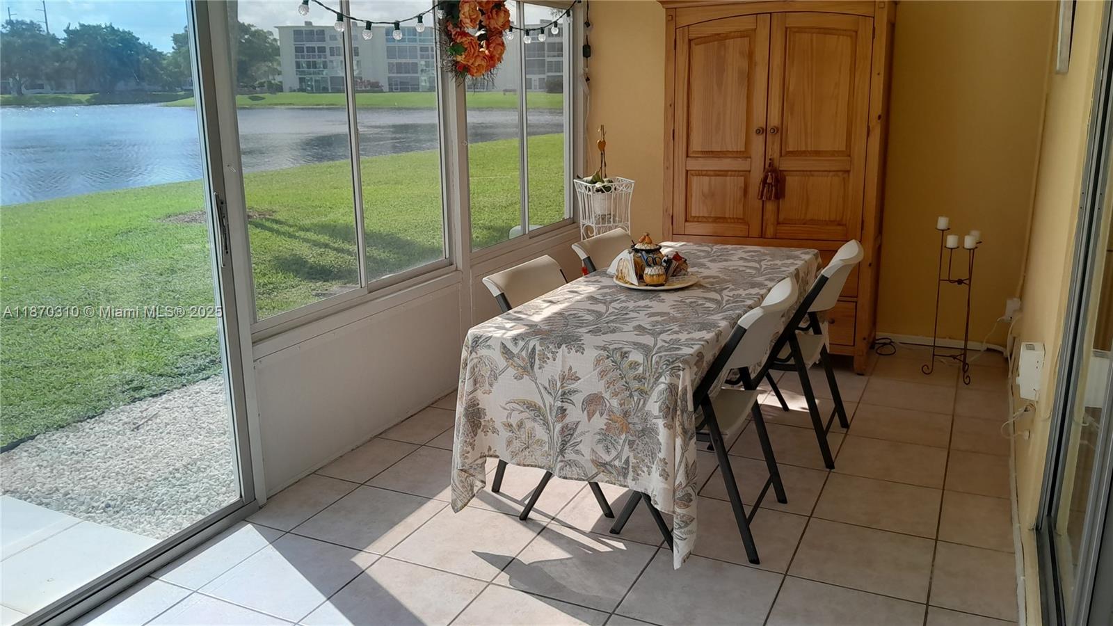 1087 Harwood F # 1087