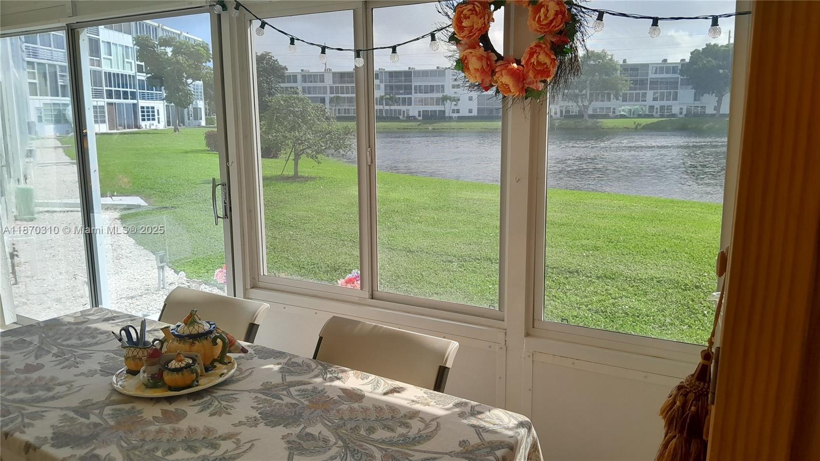 1087 Harwood F # 1087