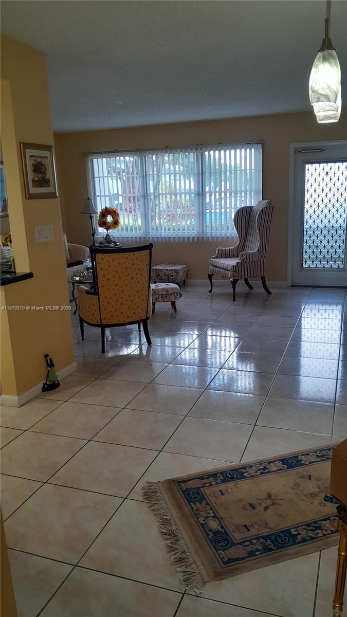 1087 Harwood F # 1087