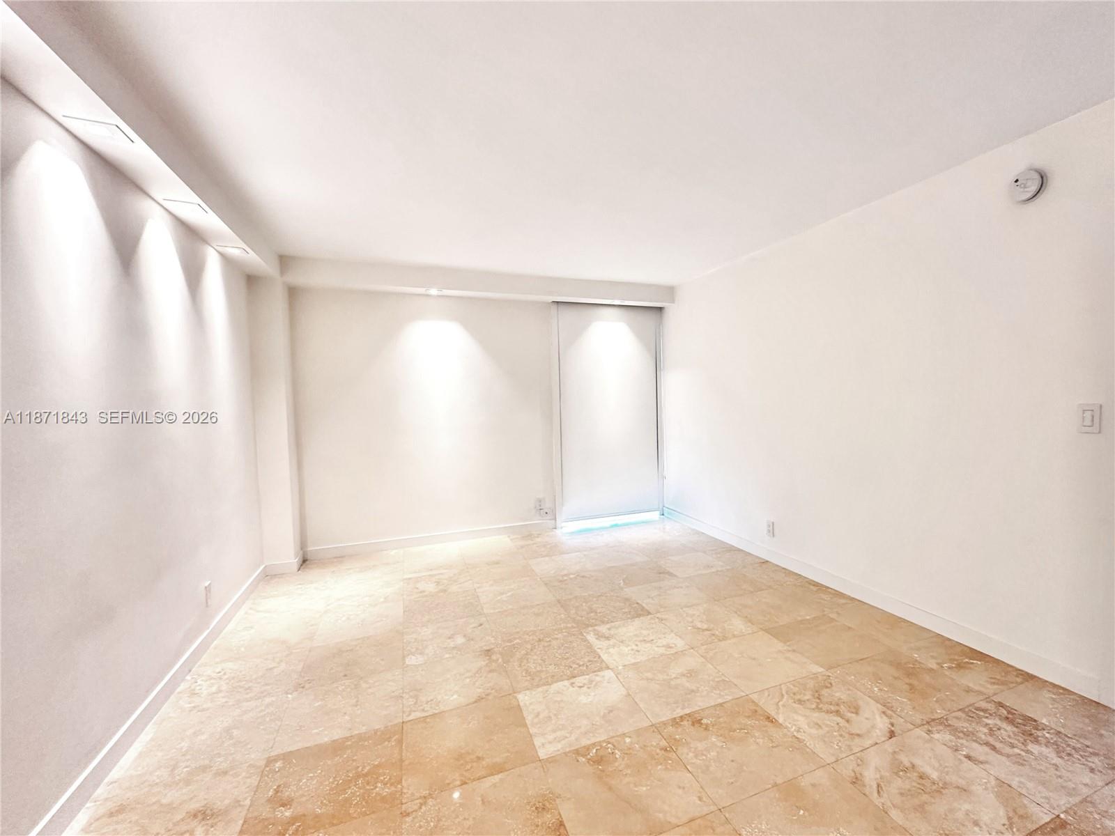 3301 N Country Club Dr # 410