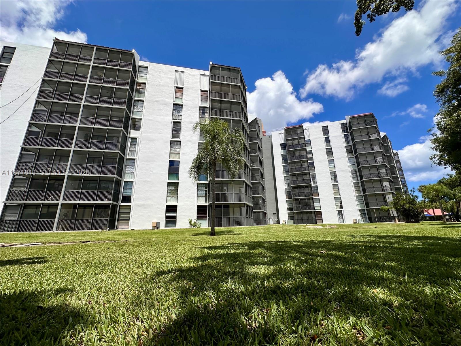 3301 N Country Club Dr # 410