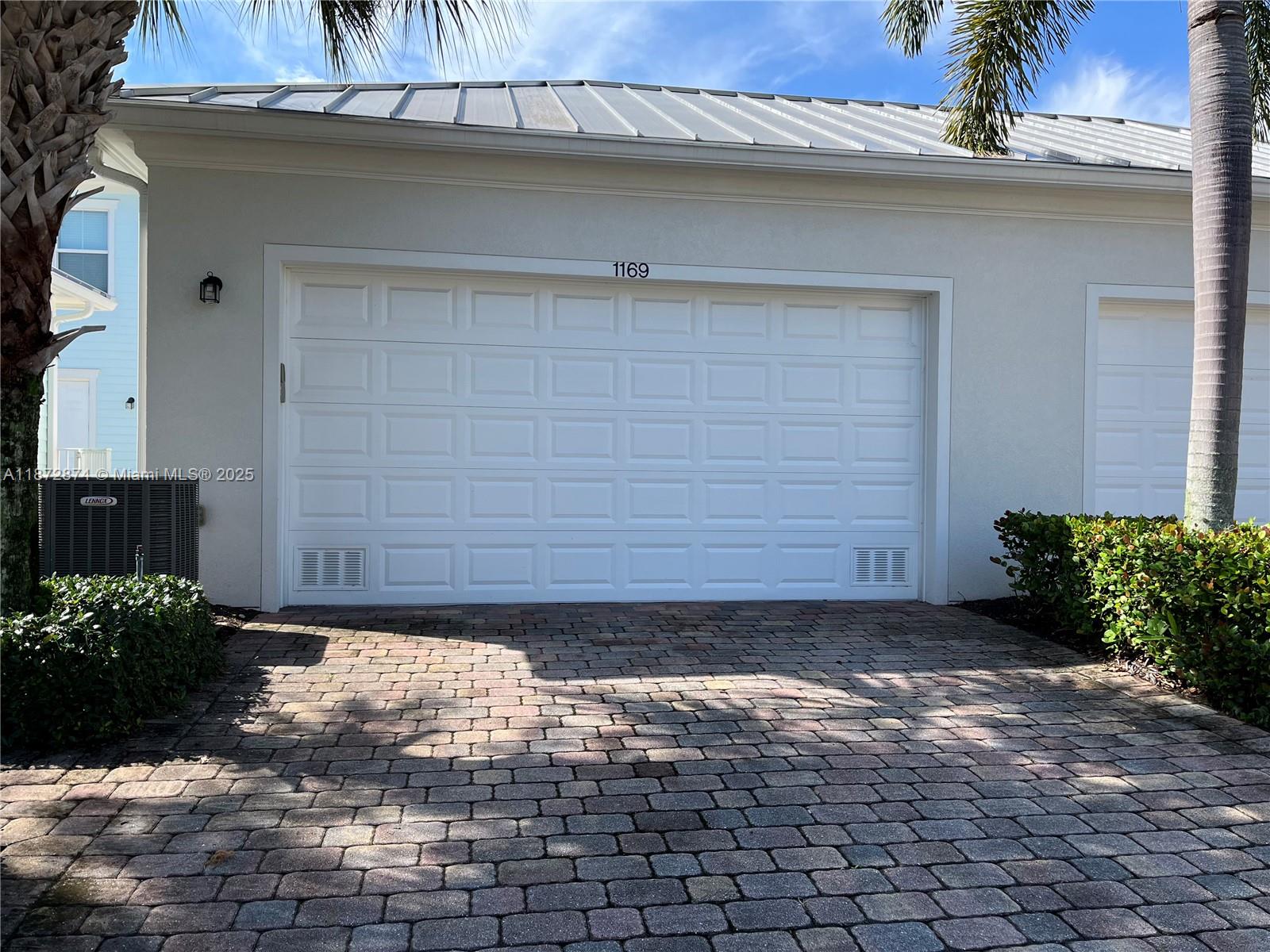 1169 Islamorada Dr