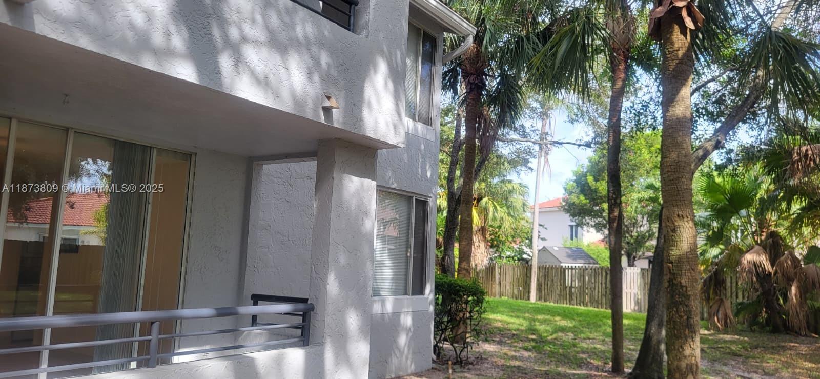 631 Lyons Rd # 12102