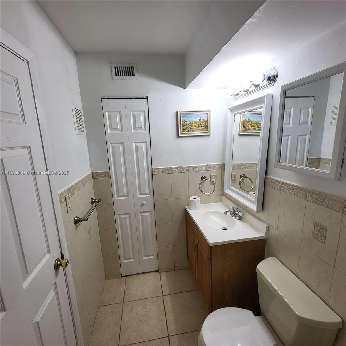 631 Lyons Rd # 12102