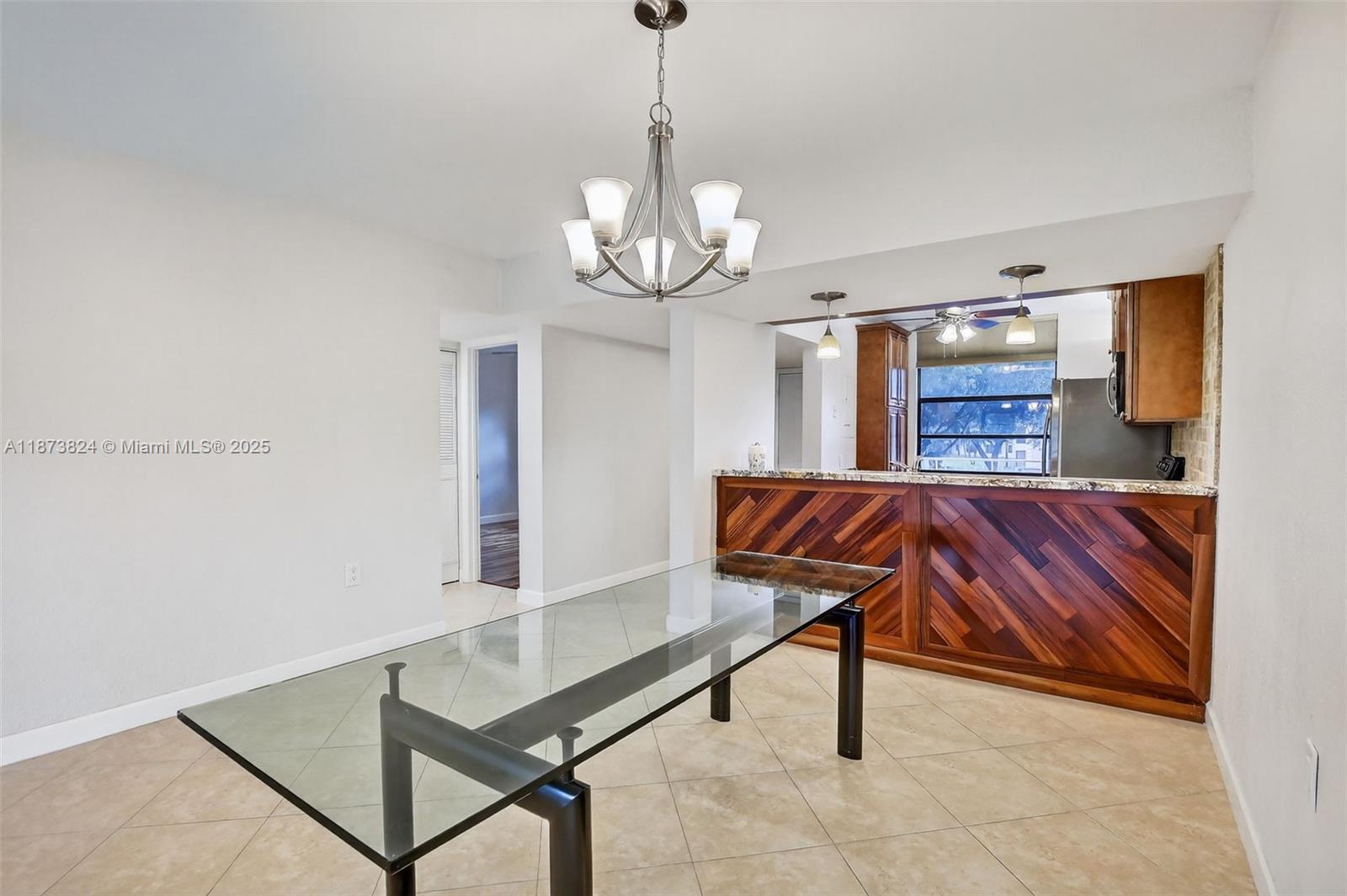 1715 Whitehall Dr # 206