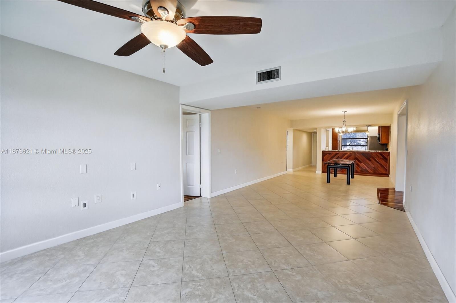 1715 Whitehall Dr # 206