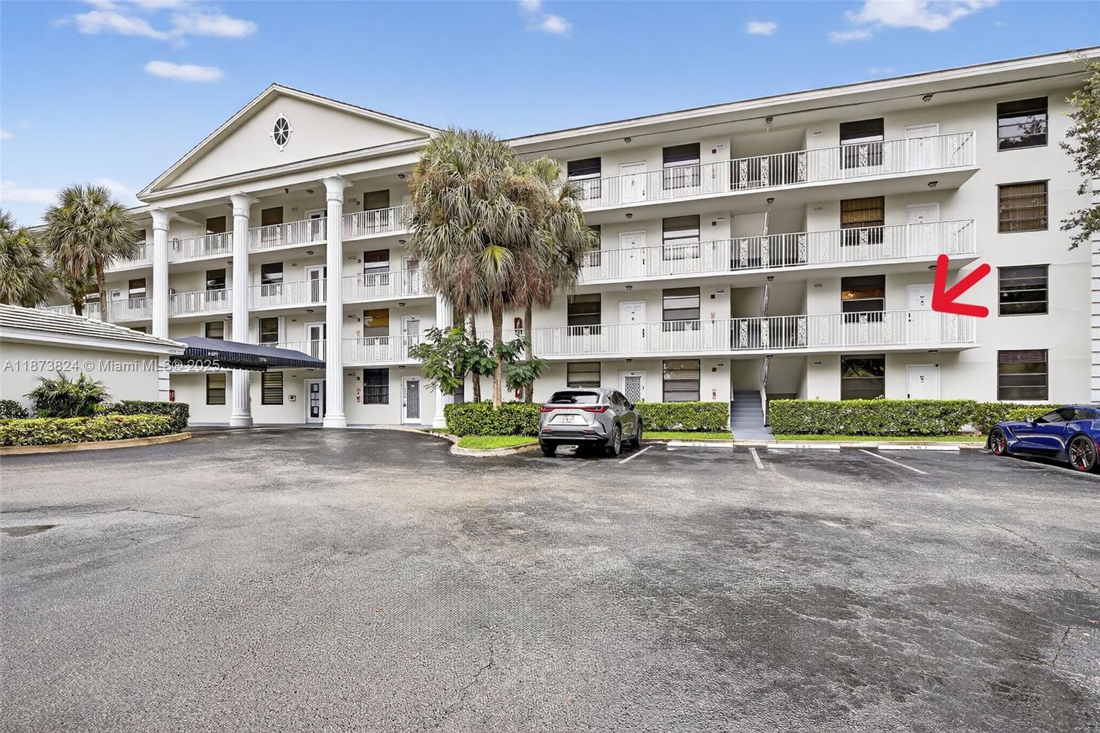 1715 Whitehall Dr # 206