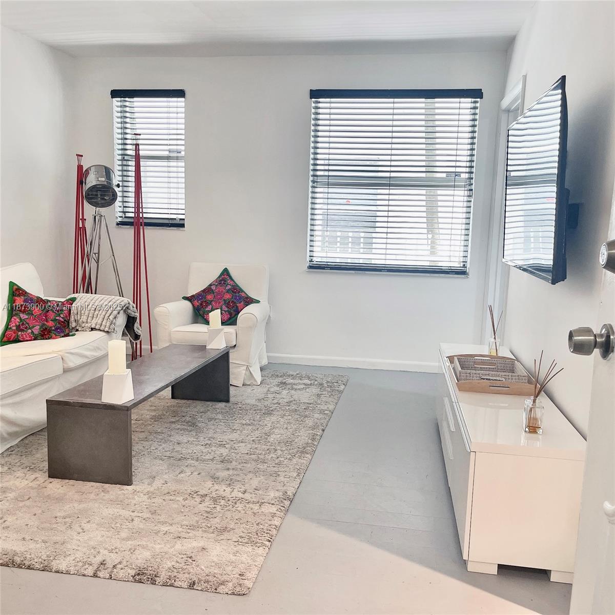 1550 Drexel Ave # 105