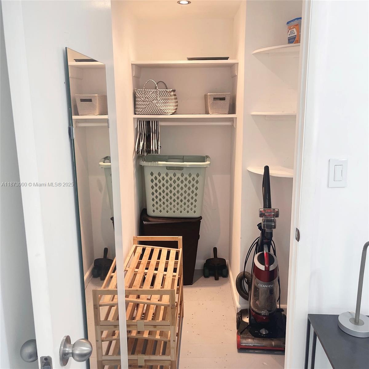 1550 Drexel Ave # 105