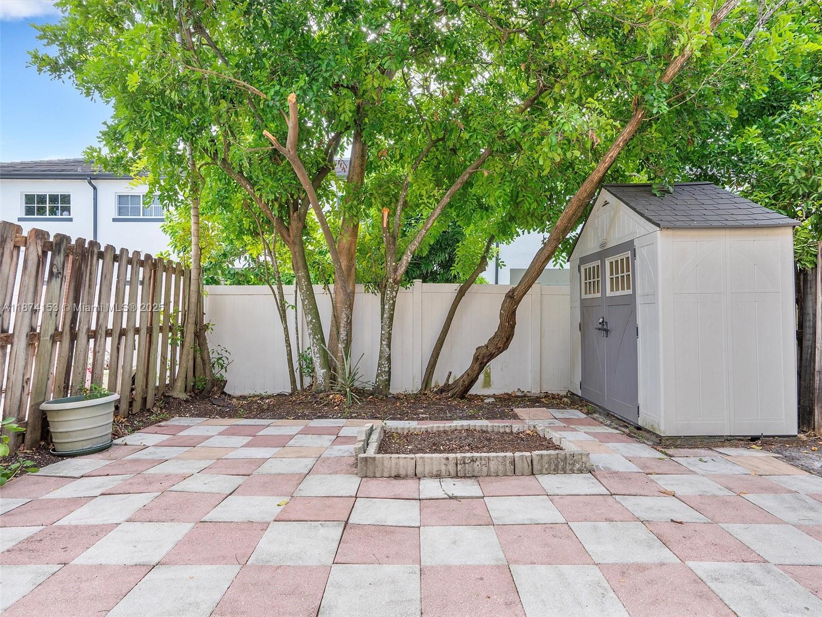 4964 SW 128th Ave