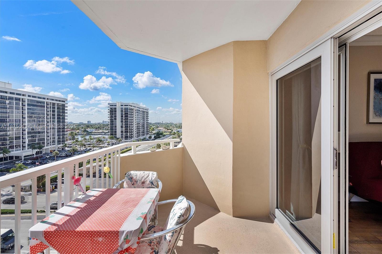 1980 S Ocean Dr # 7N