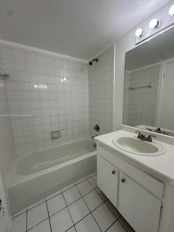 1595 NE 135th St # 418