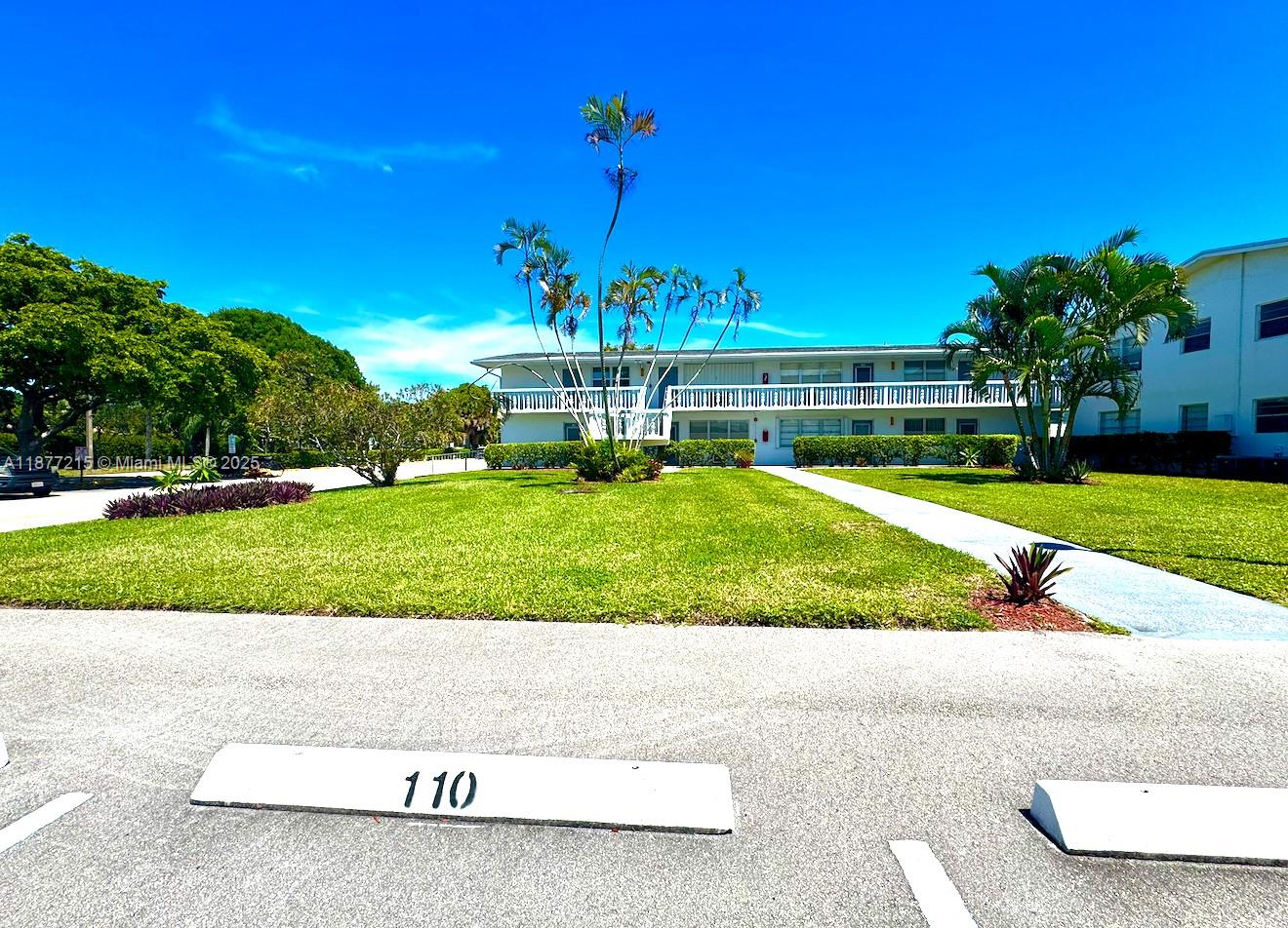 110 Harwood # J