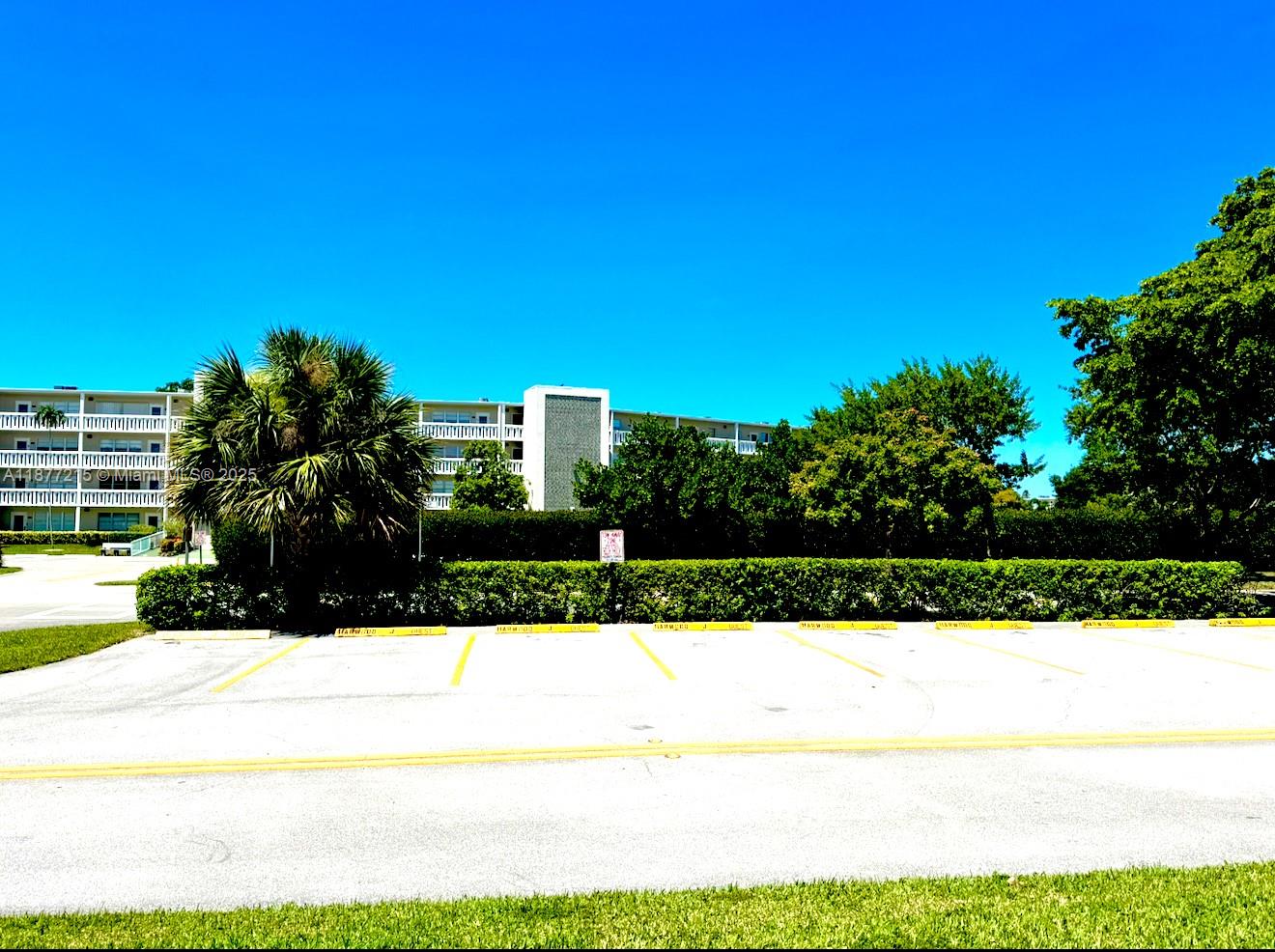 110 Harwood # J