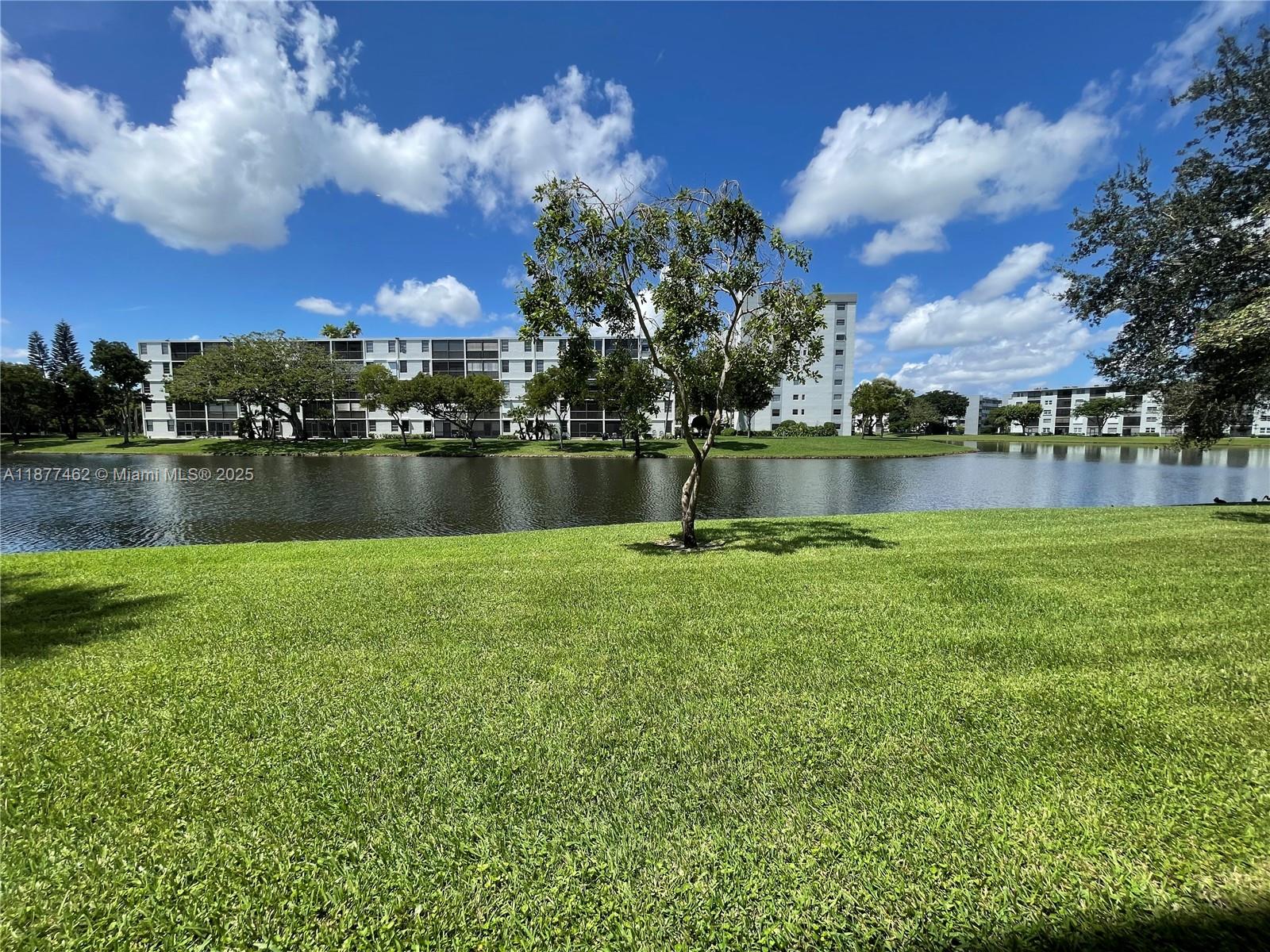 2106 S Cypress Bend Dr # 107