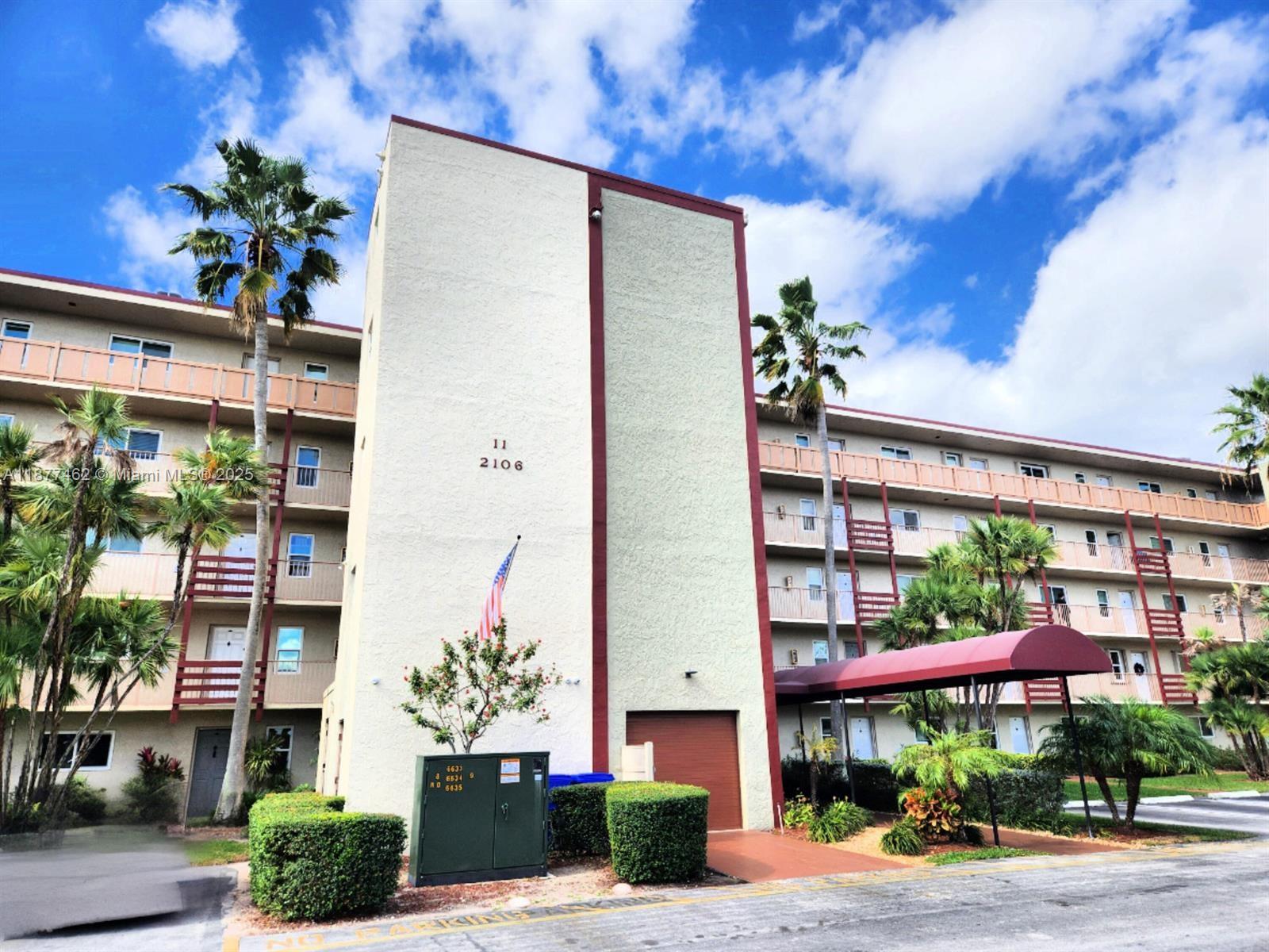 2106 S Cypress Bend Dr # 107