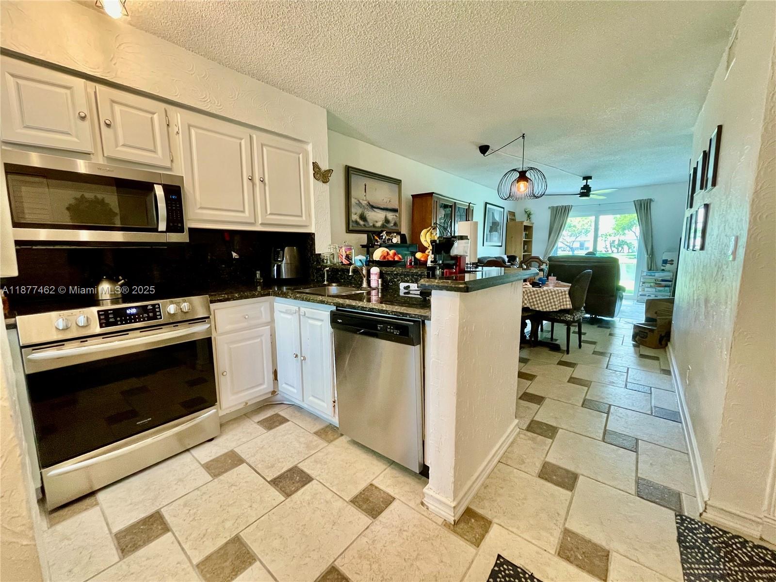 2106 S Cypress Bend Dr # 107