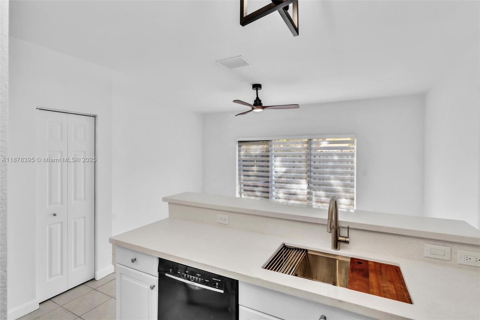1395 NE 33rd Ave # 26 Unit: 105-26