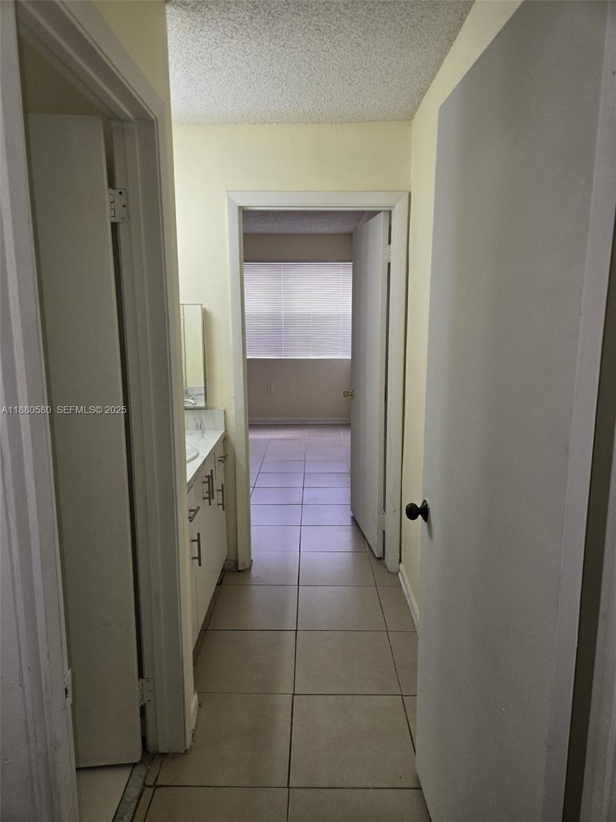 8043 SW 21st Ct # 8043