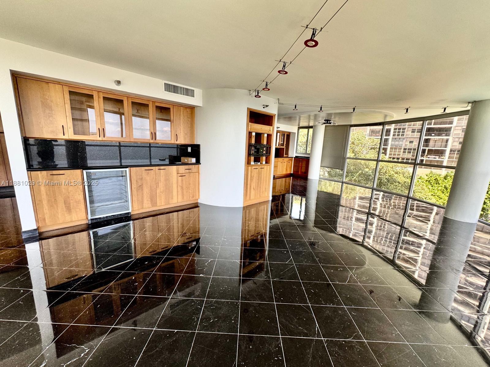 2025 Brickell Ave # 601