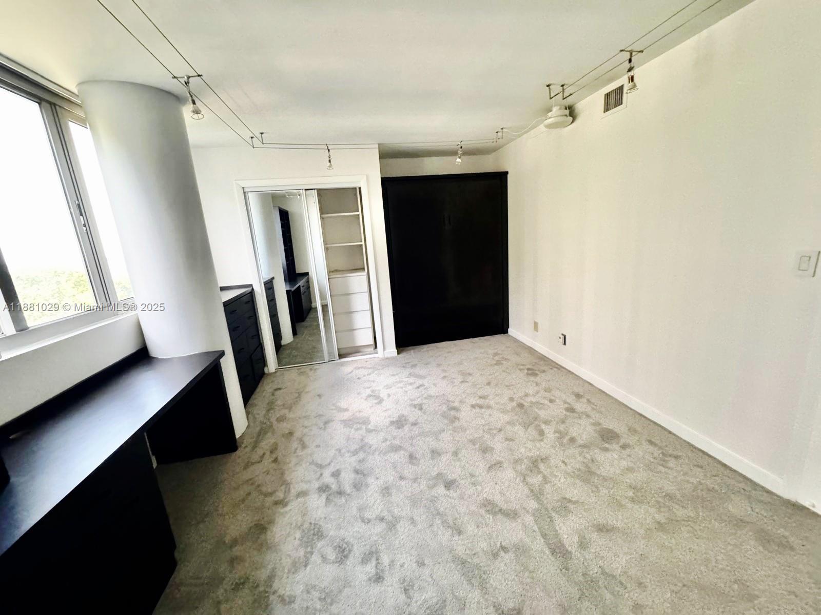 2025 Brickell Ave # 601