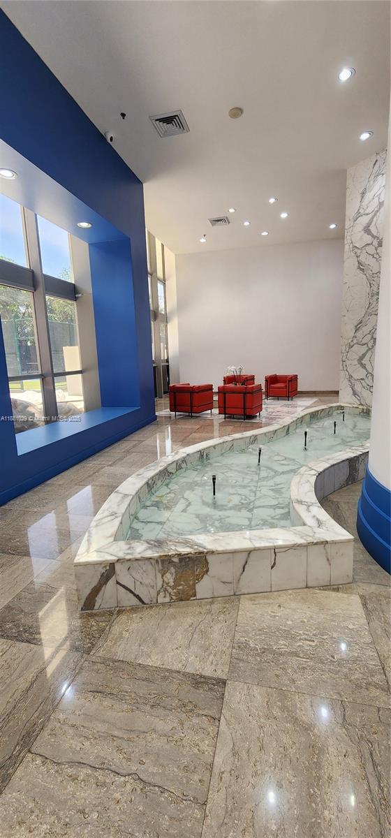 2025 Brickell Ave # 601