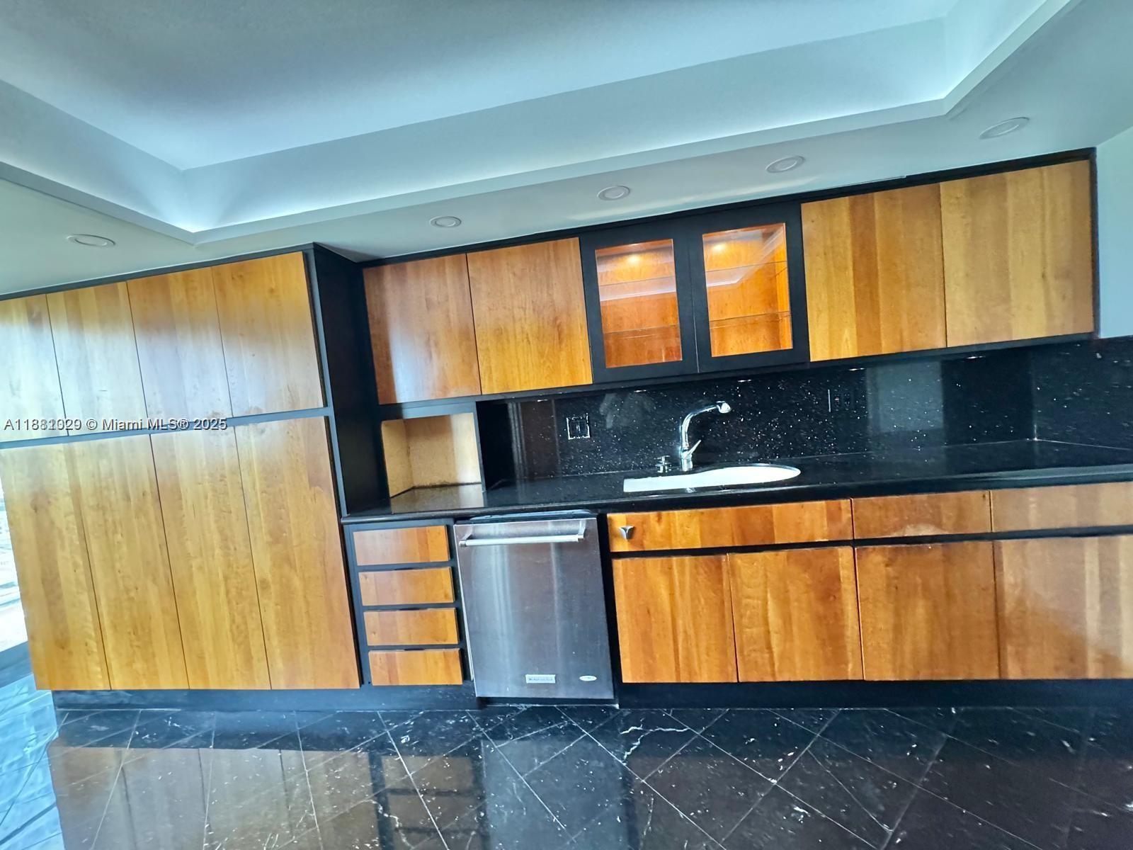 2025 Brickell Ave # 601