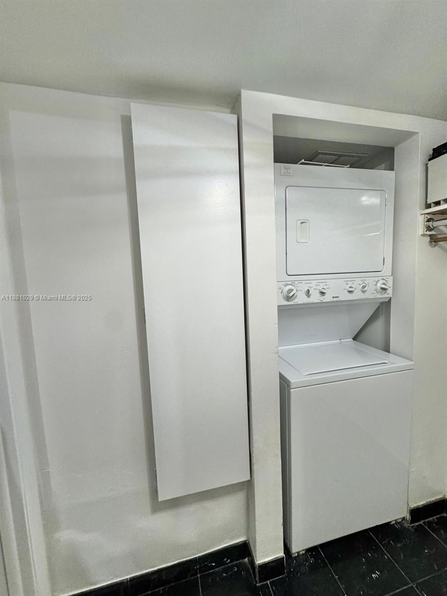 2025 Brickell Ave # 601