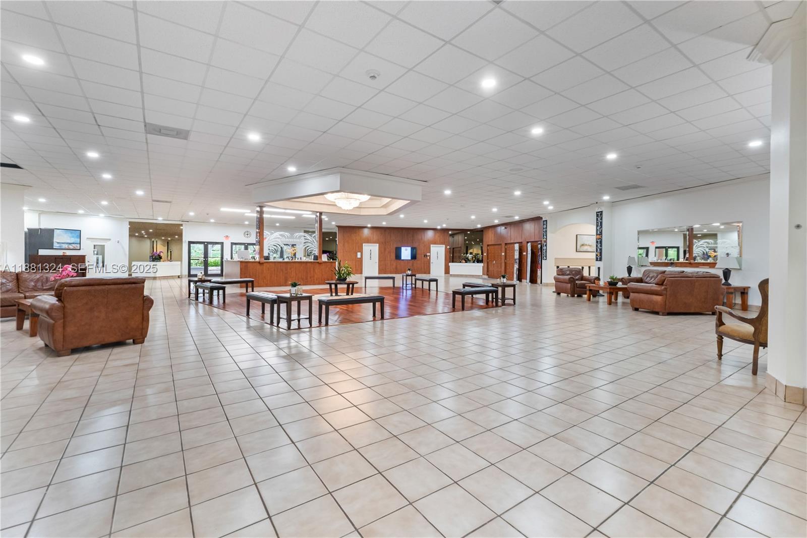 16273 Laurel Dr # 7