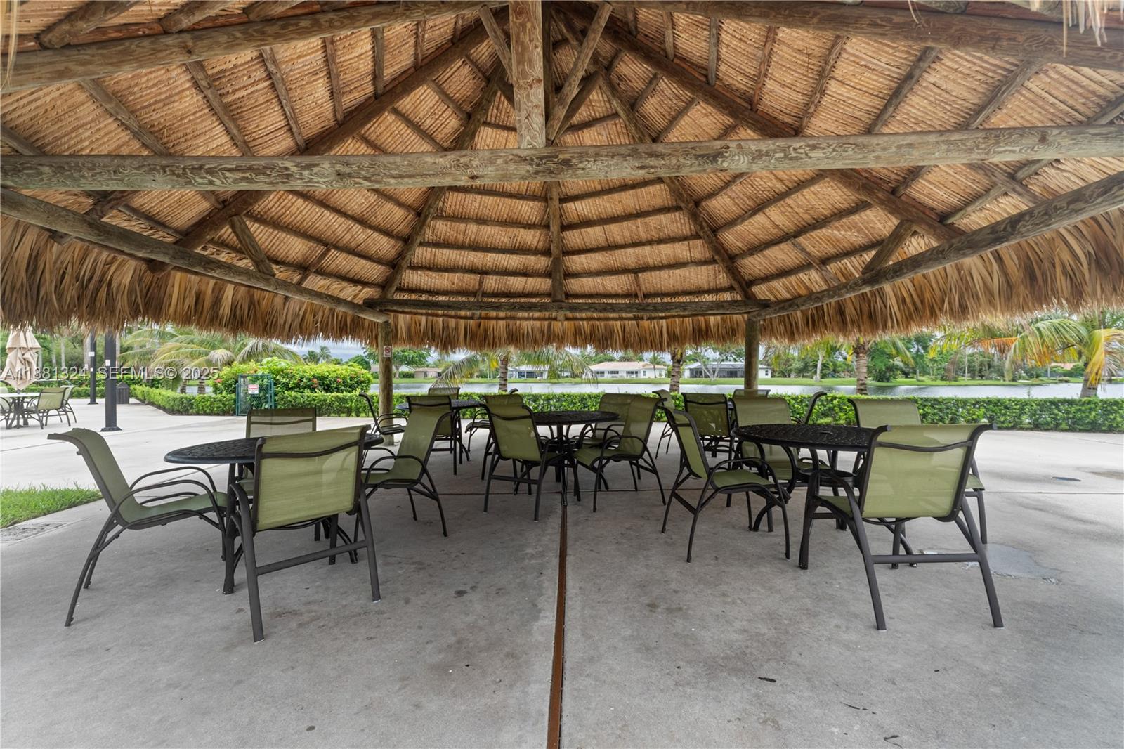 16273 Laurel Dr # 7