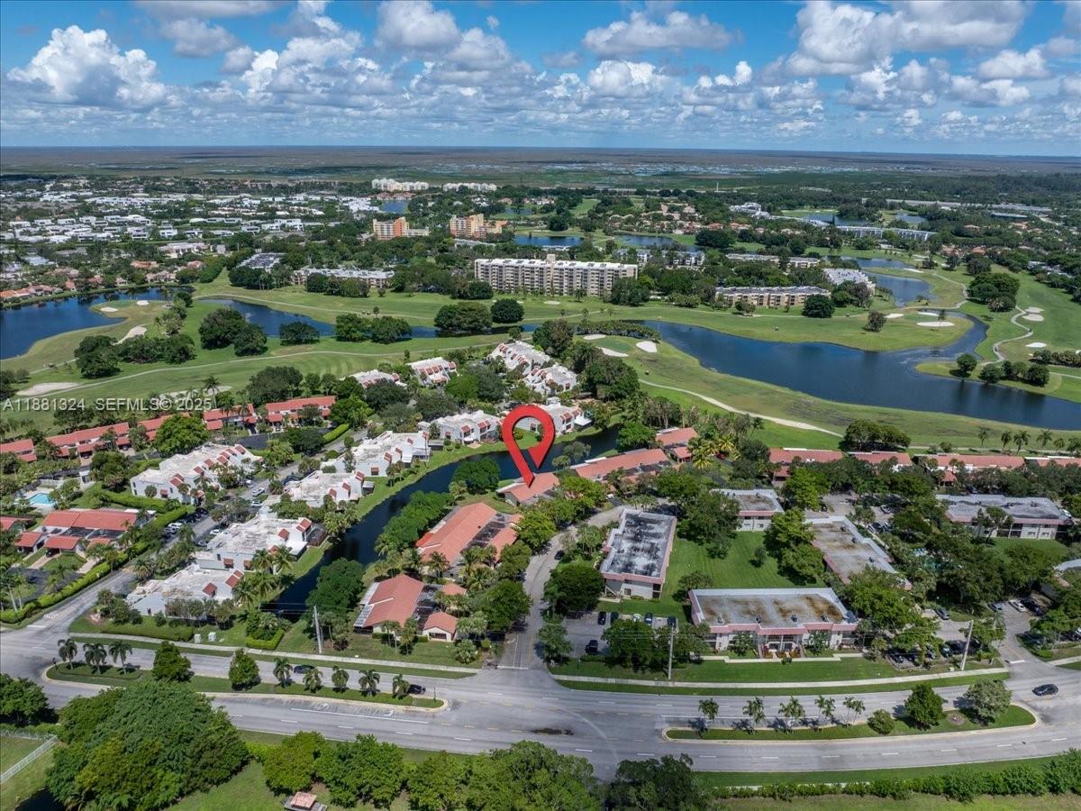 16273 Laurel Dr # 7