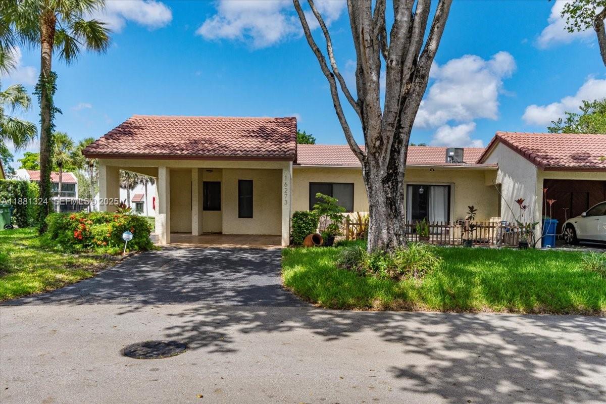 16273 Laurel Dr # 7
