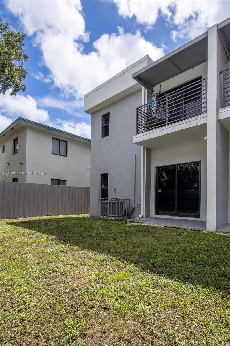 2061 Washington Ave # 4, Opa-Locka Unit: 4