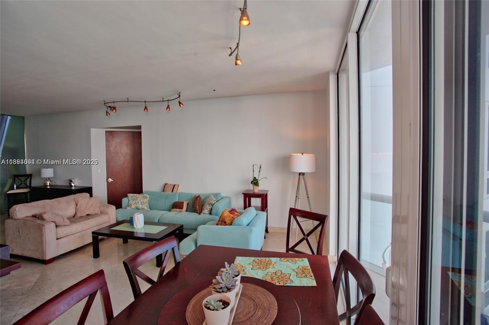 6365 Collins Ave # 4204