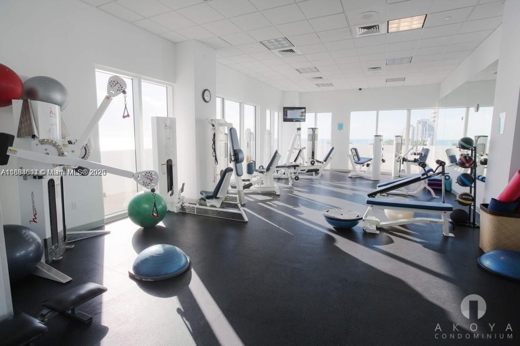 6365 Collins Ave # 4204