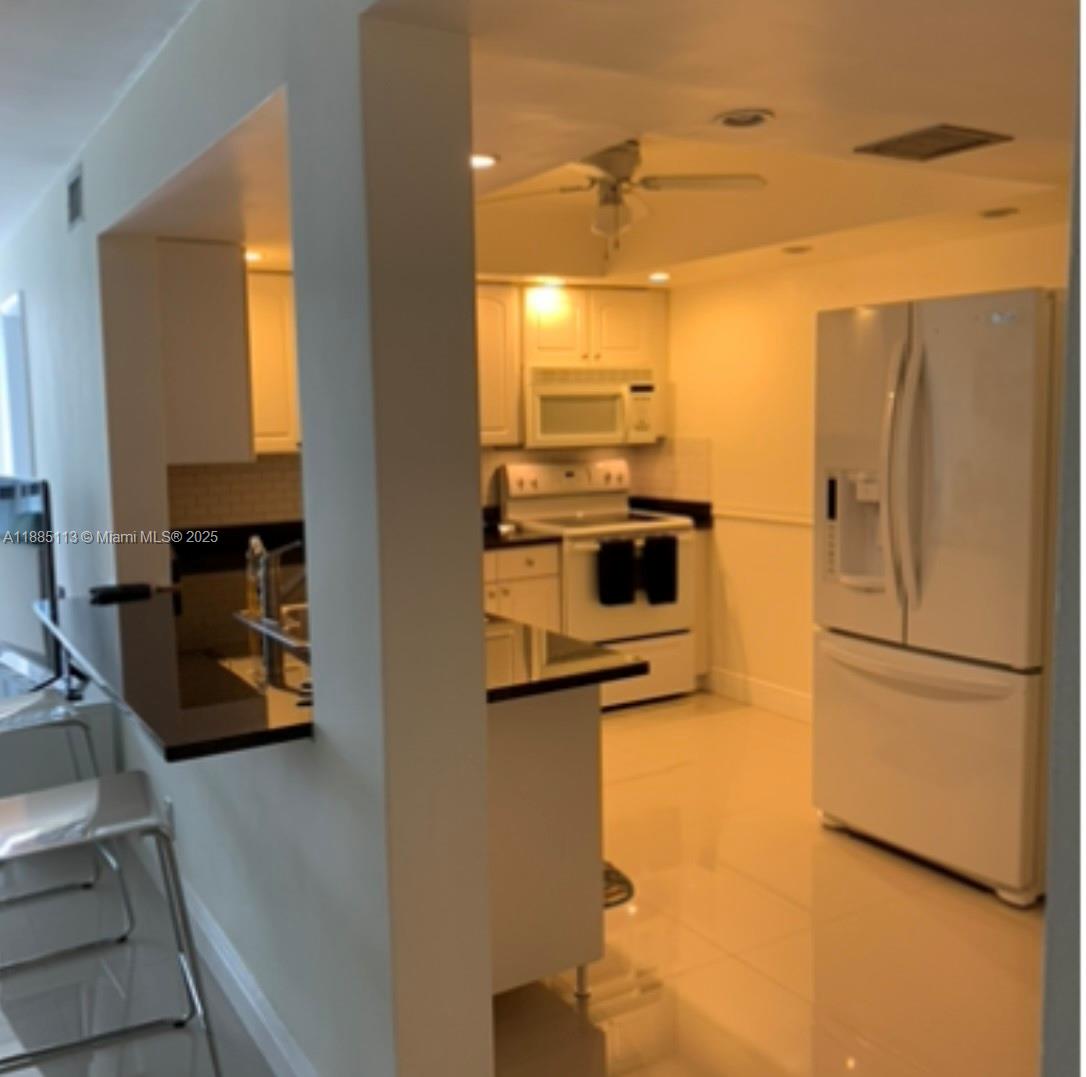600 Parkview Dr # 228
