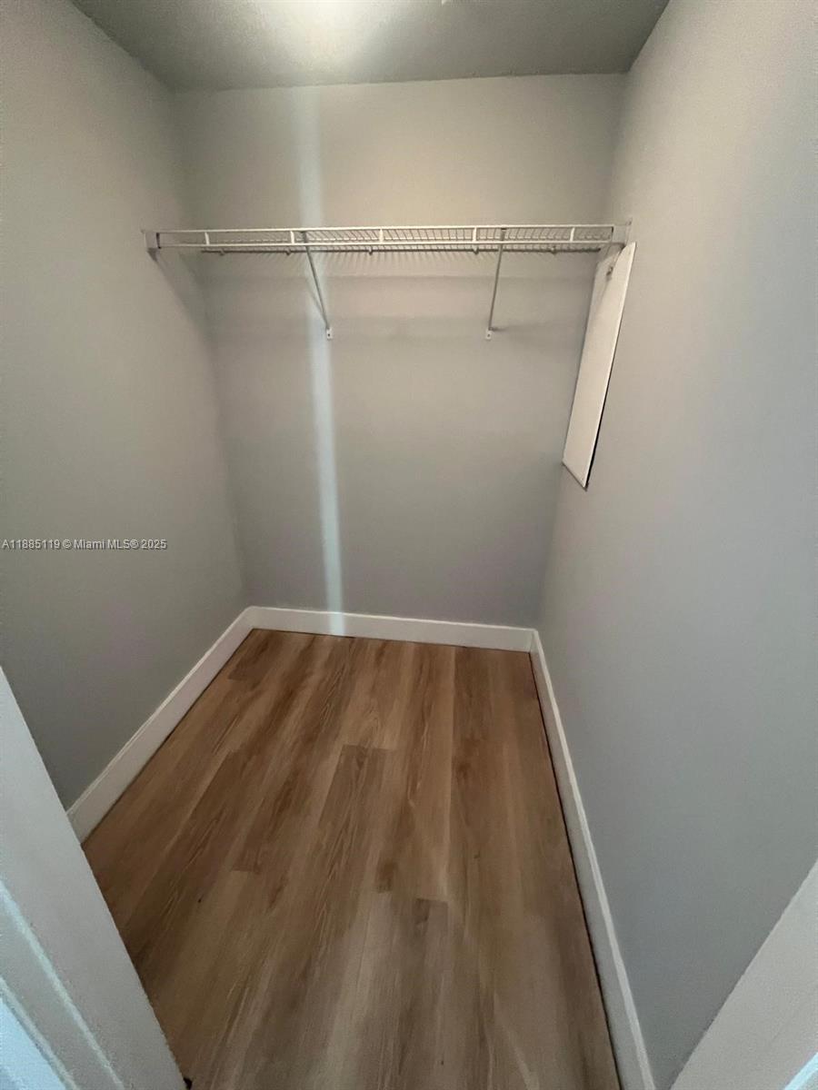 90 SW 3rd St # 4208