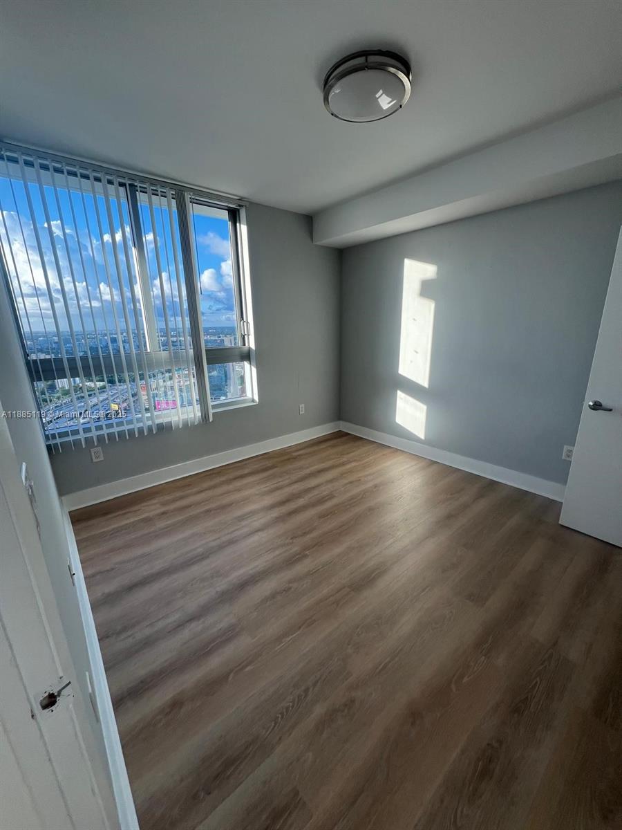 90 SW 3rd St # 4208